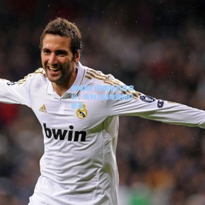 海星体育|帕福斯门将赛后悲喜交织，失利之痛难掩团队骄傲